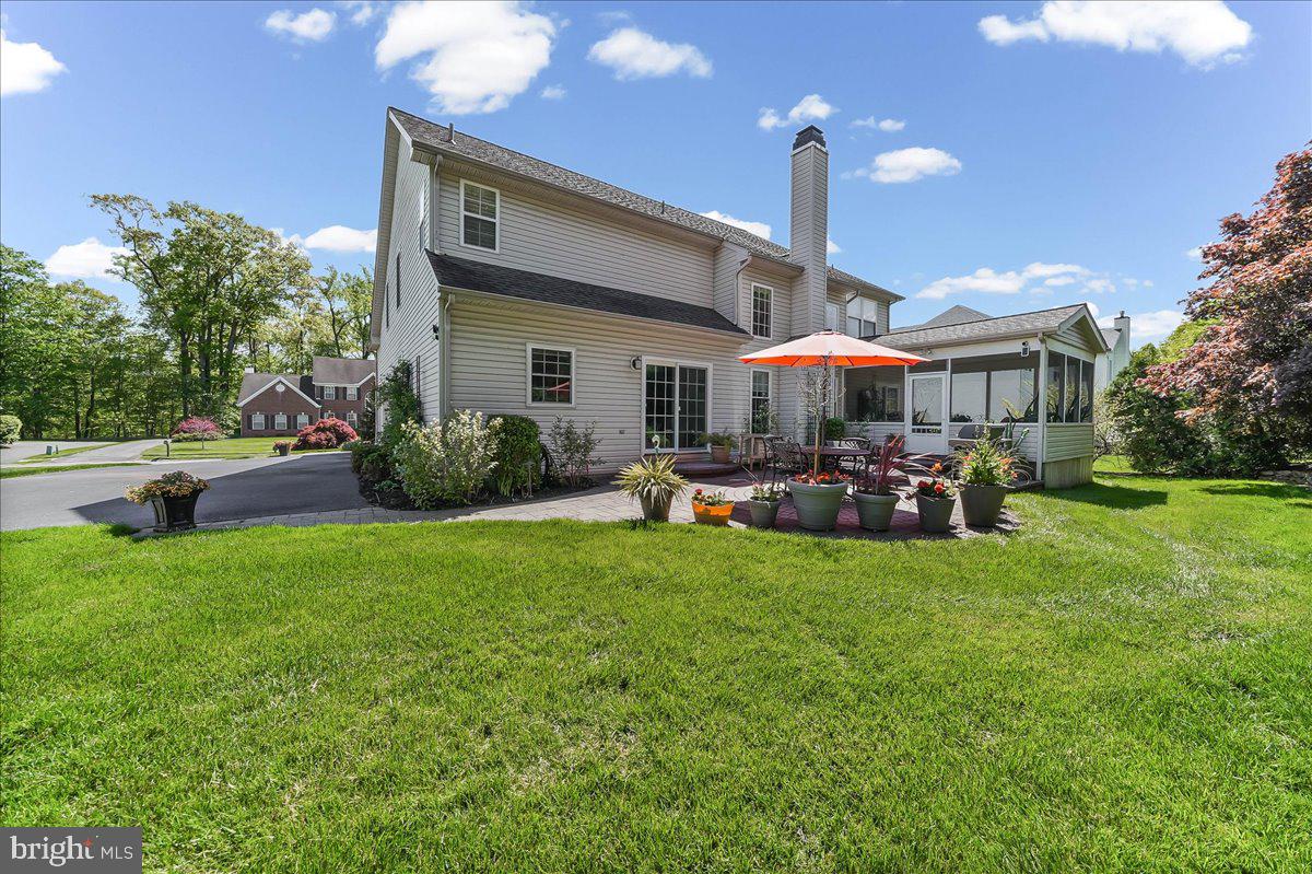 BROOKSTONE - Residential