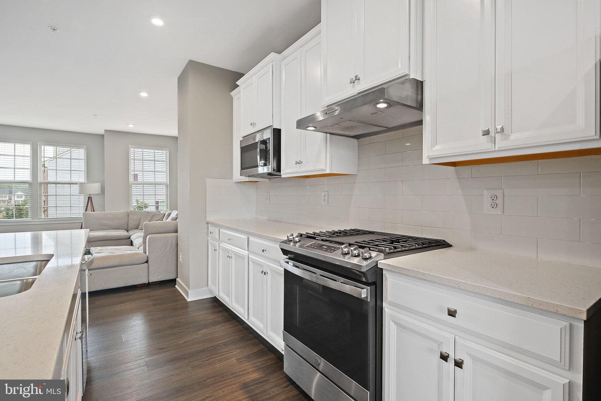 PARKSIDE - Residential