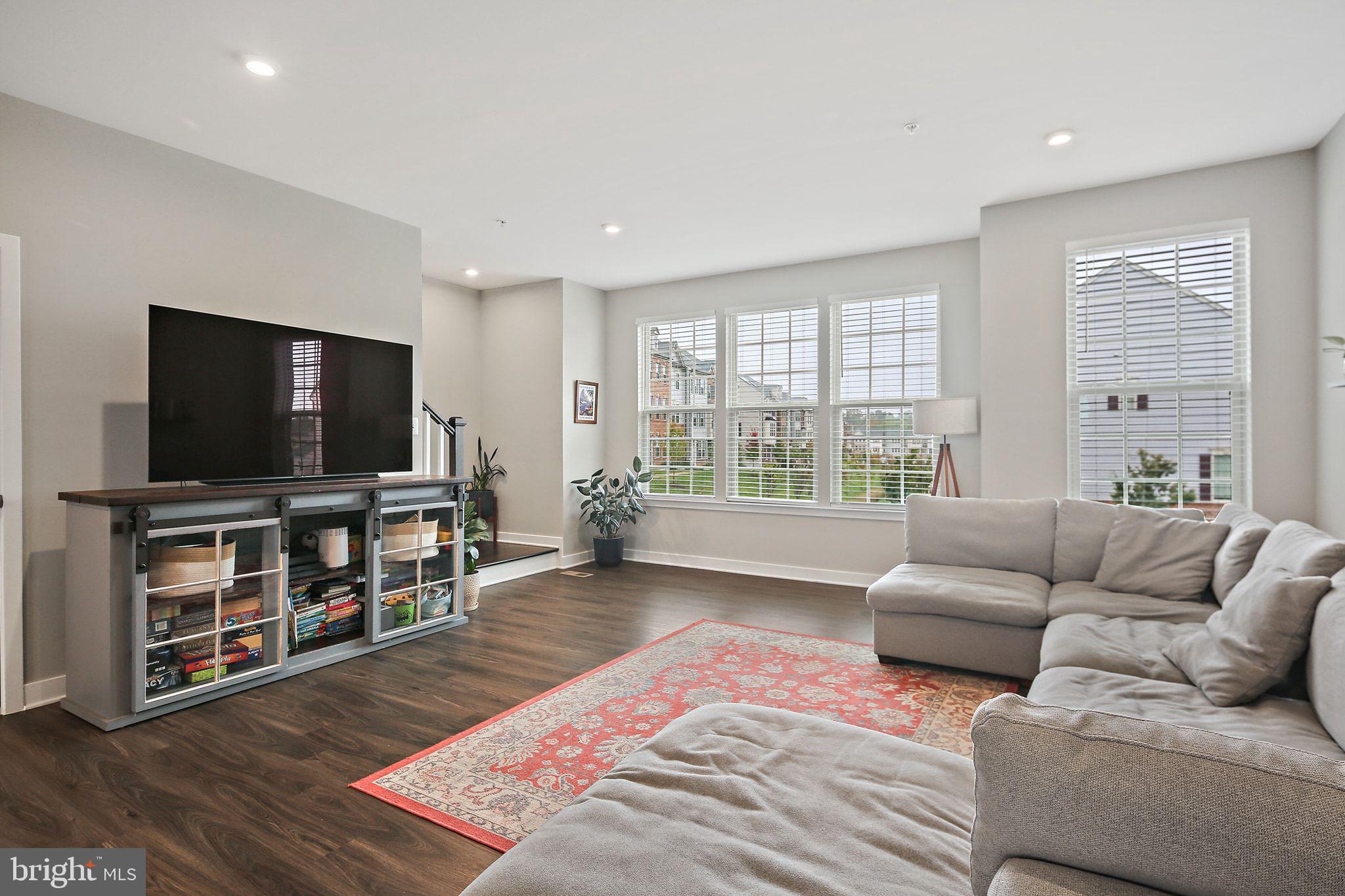 PARKSIDE - Residential