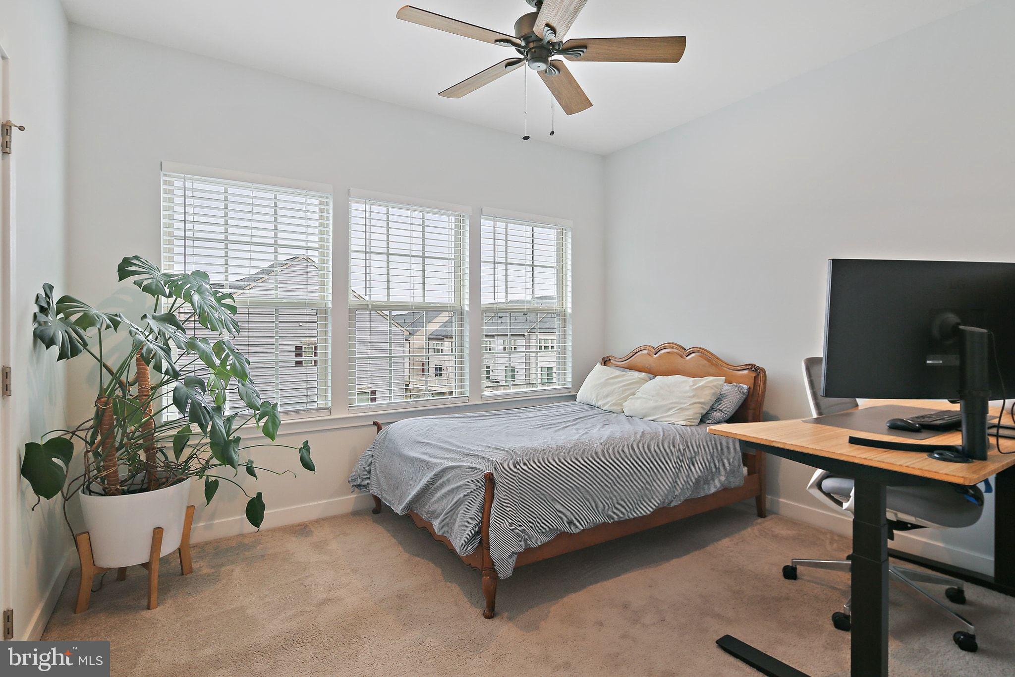 PARKSIDE - Residential