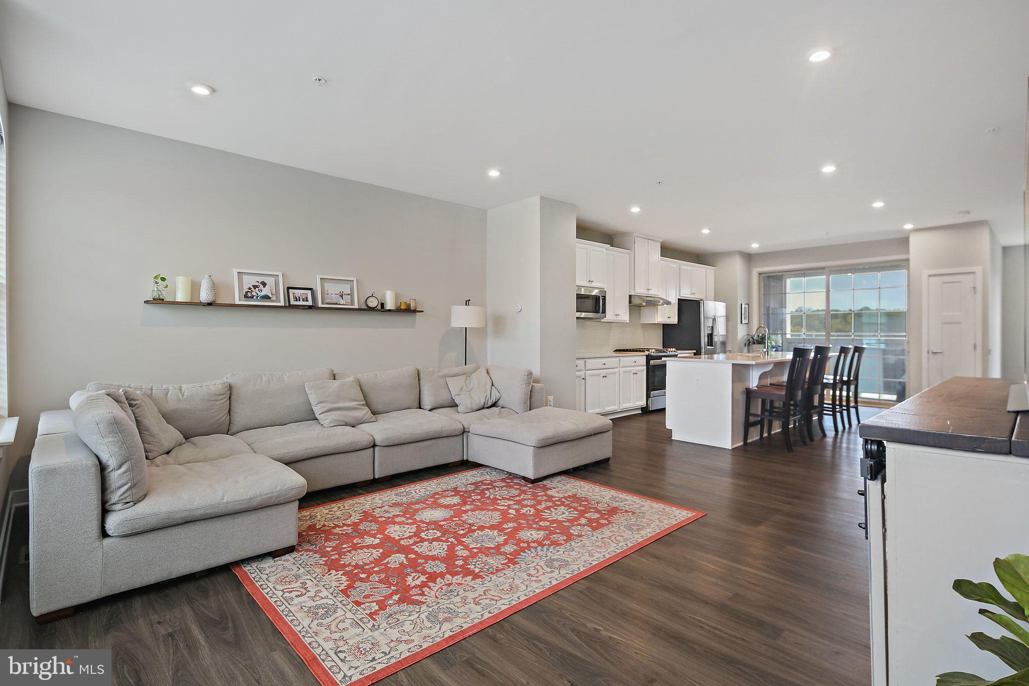 PARKSIDE - Residential