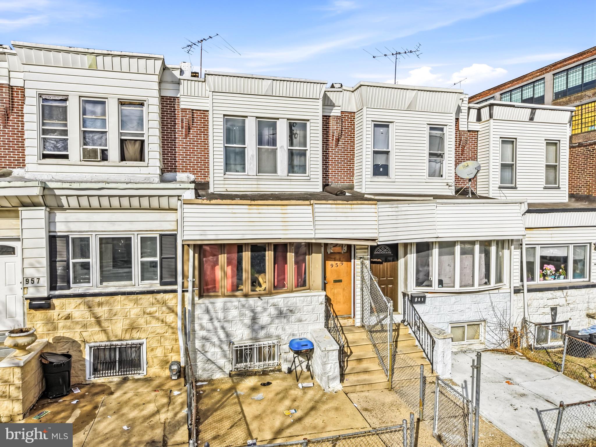 HARROWGATE - Residential