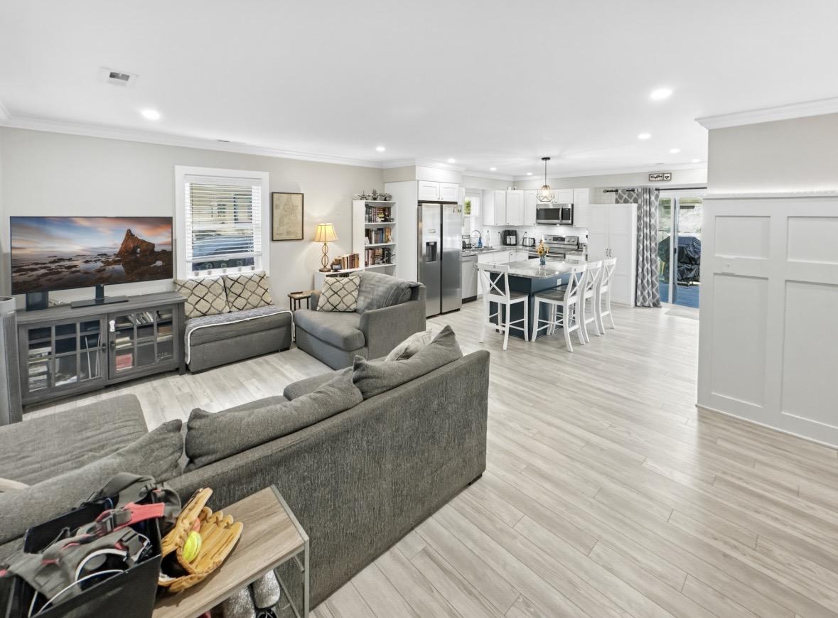 STEVENSVILLE - Residential