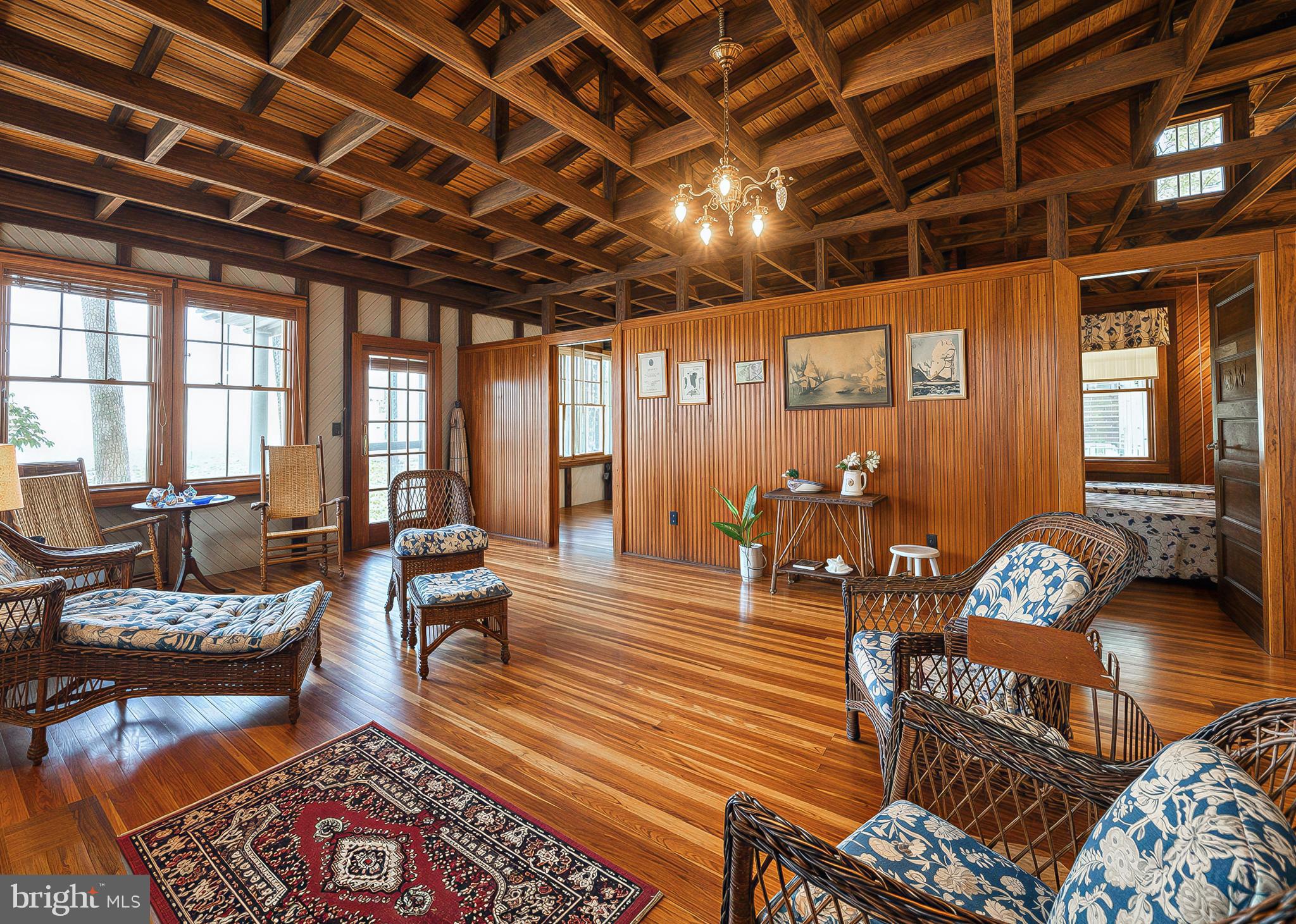 TALL TIMBERS - Residential