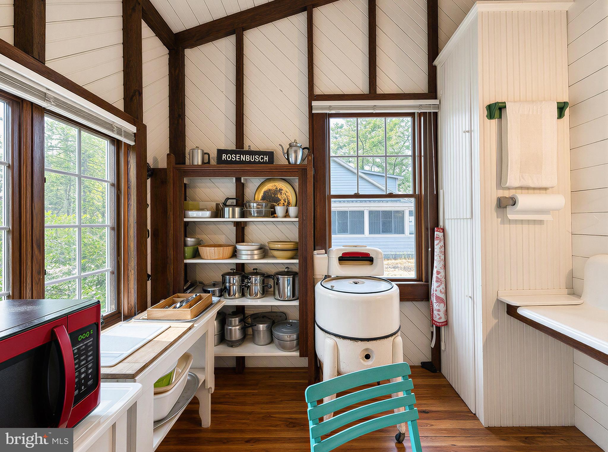 TALL TIMBERS - Residential