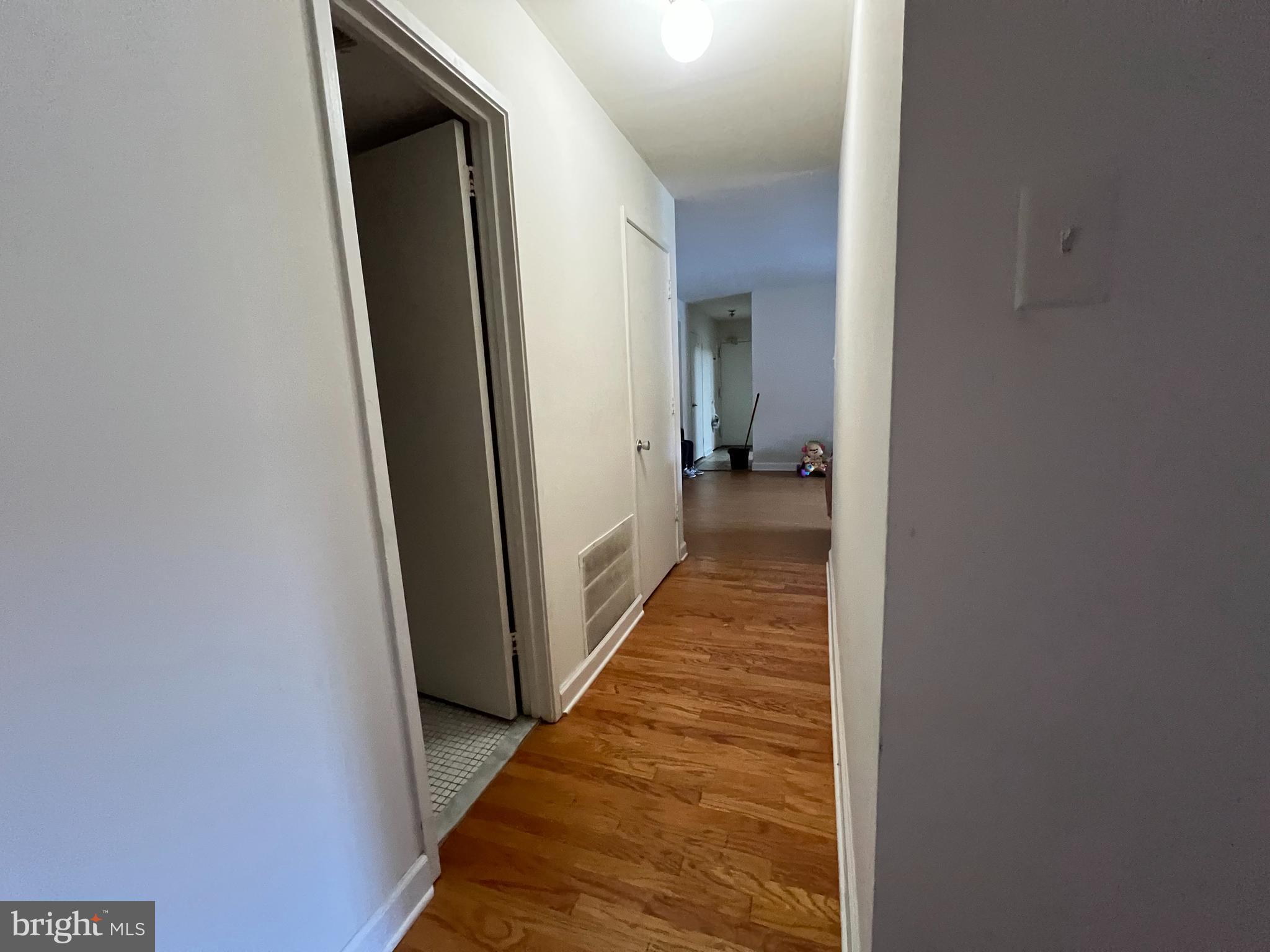 JEFFERSON MEWS - Residential