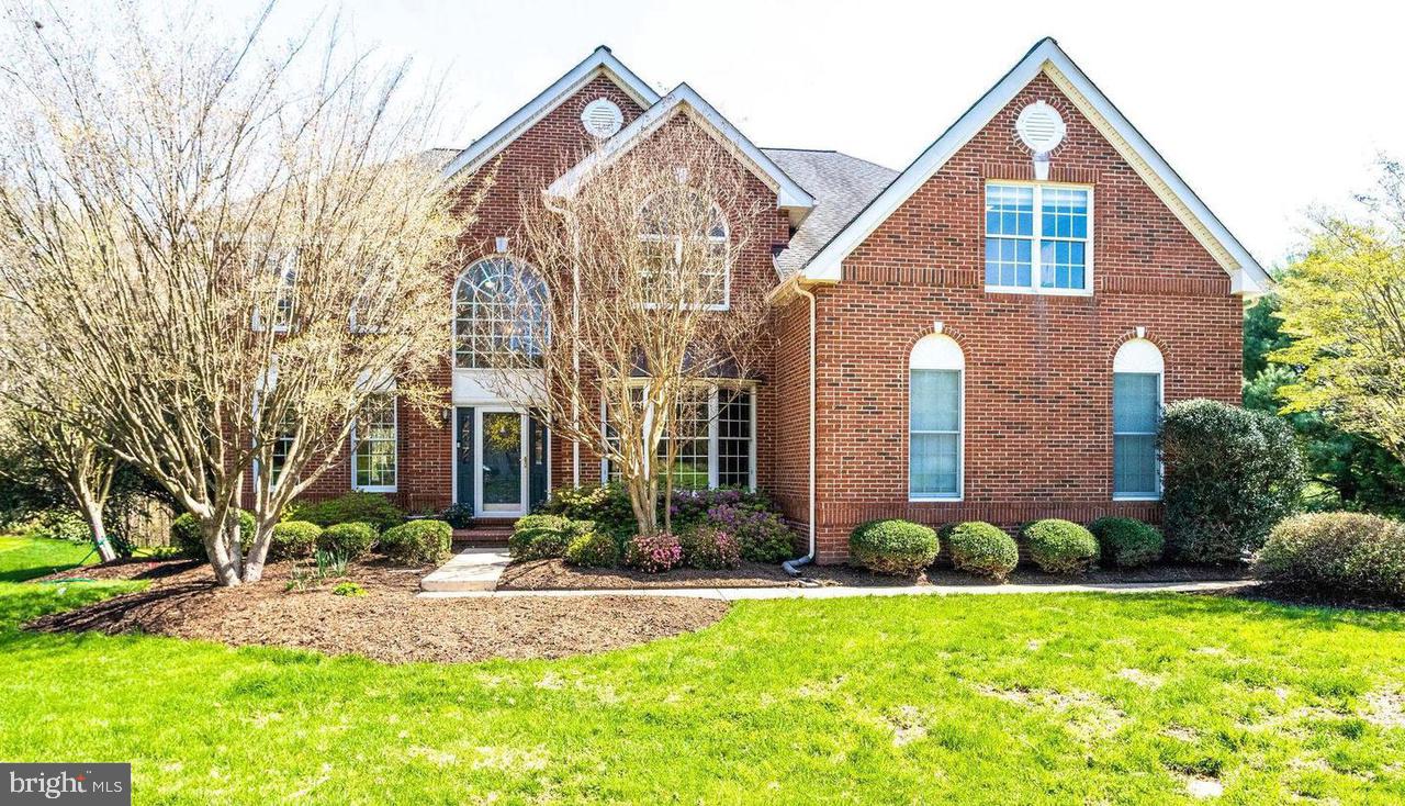 HUNTER MILL ESTATES - Residential Lease