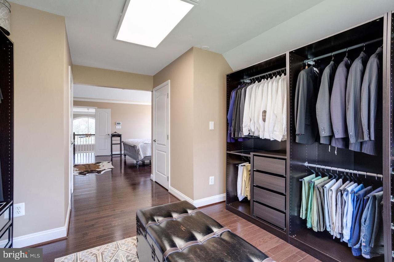 HUNTER MILL ESTATES - Residential Lease