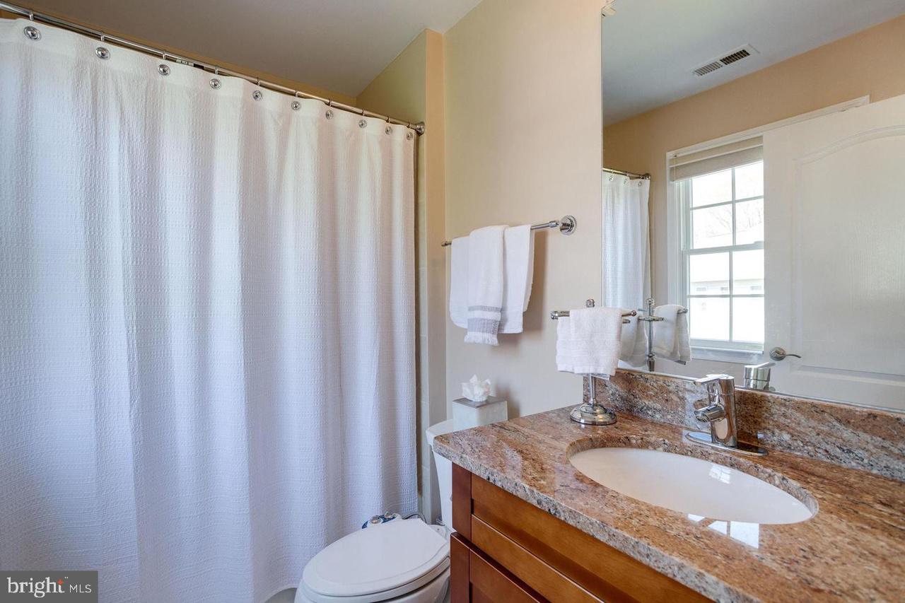 HUNTER MILL ESTATES - Residential Lease