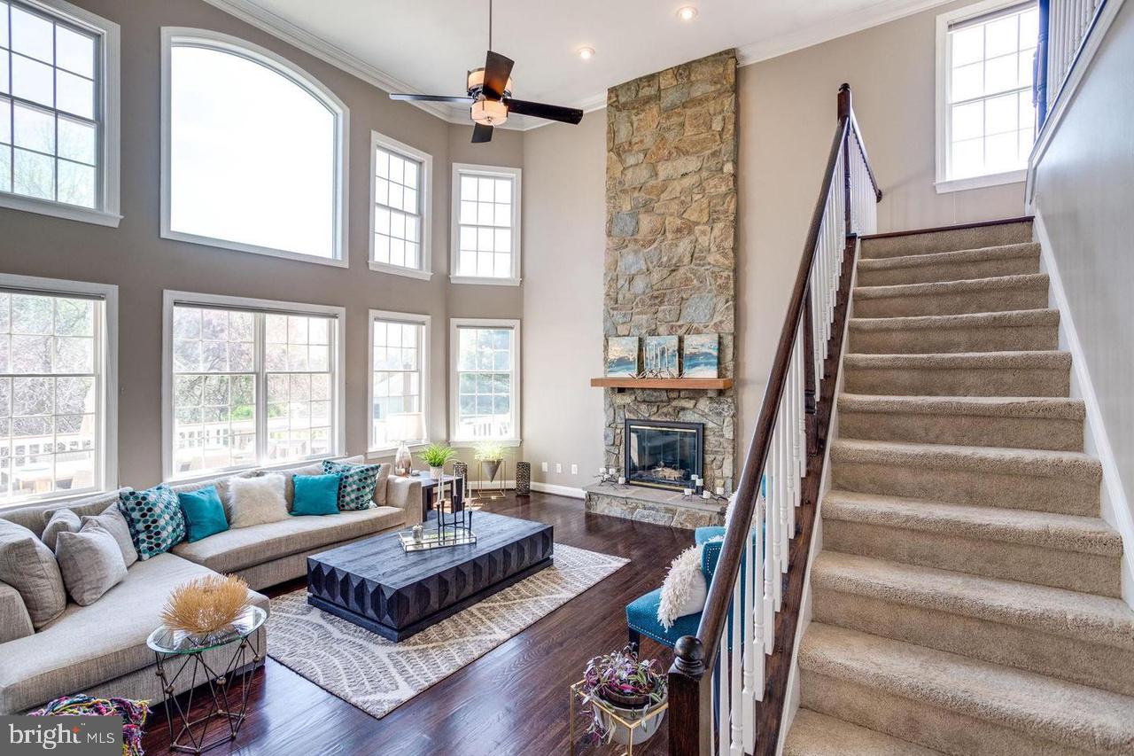 HUNTER MILL ESTATES - Residential Lease