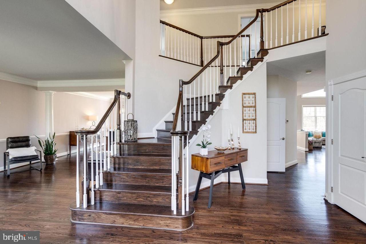 HUNTER MILL ESTATES - Residential Lease