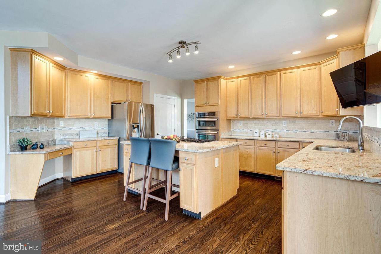 HUNTER MILL ESTATES - Residential Lease