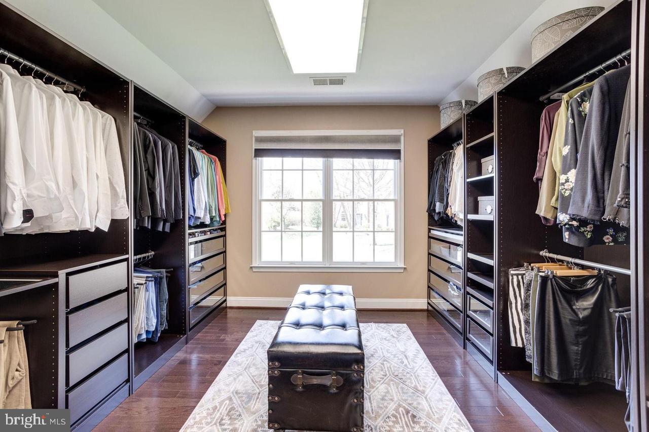 HUNTER MILL ESTATES - Residential Lease
