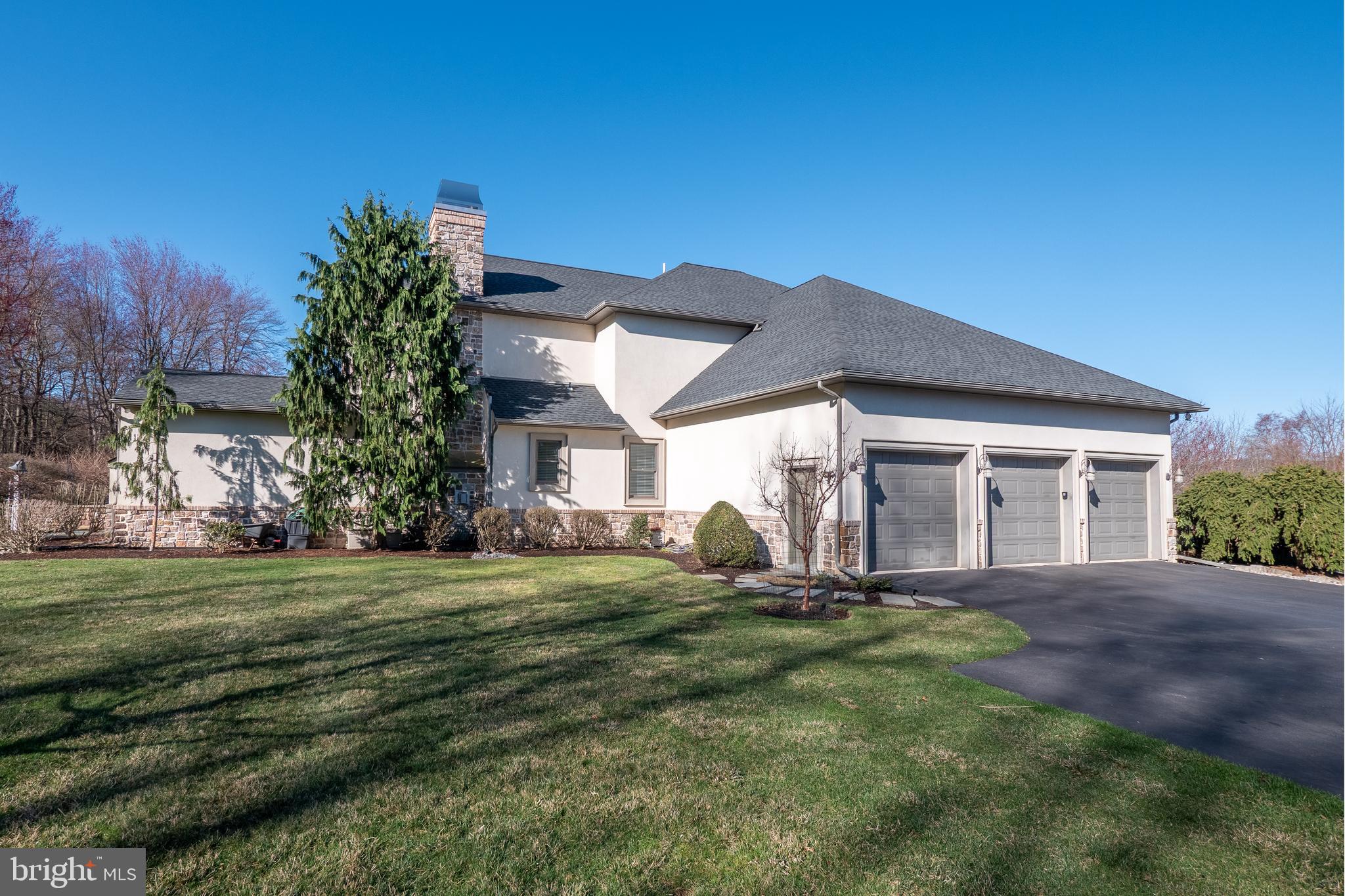 WEYHILL WOODS - Residential