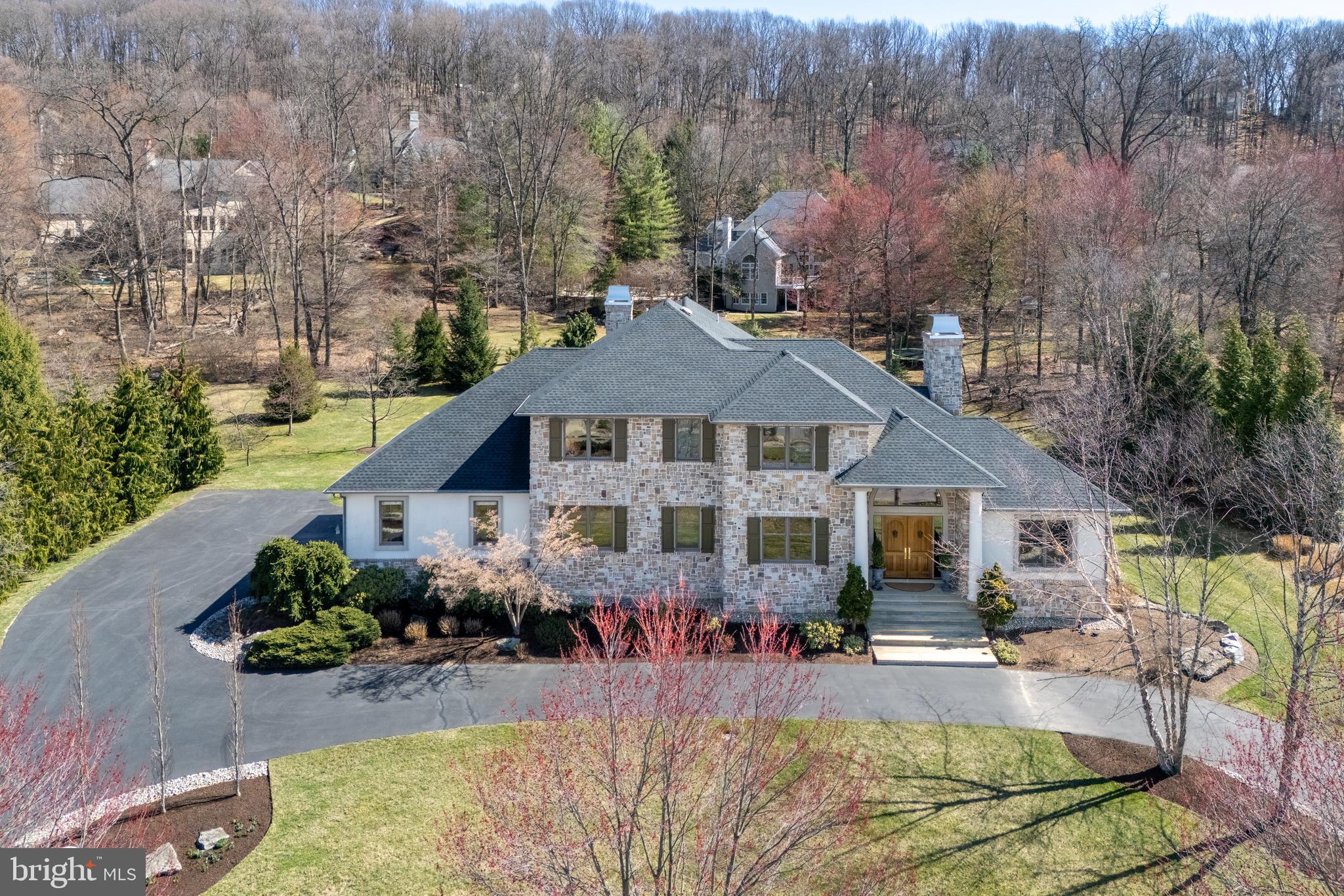 WEYHILL WOODS - Residential