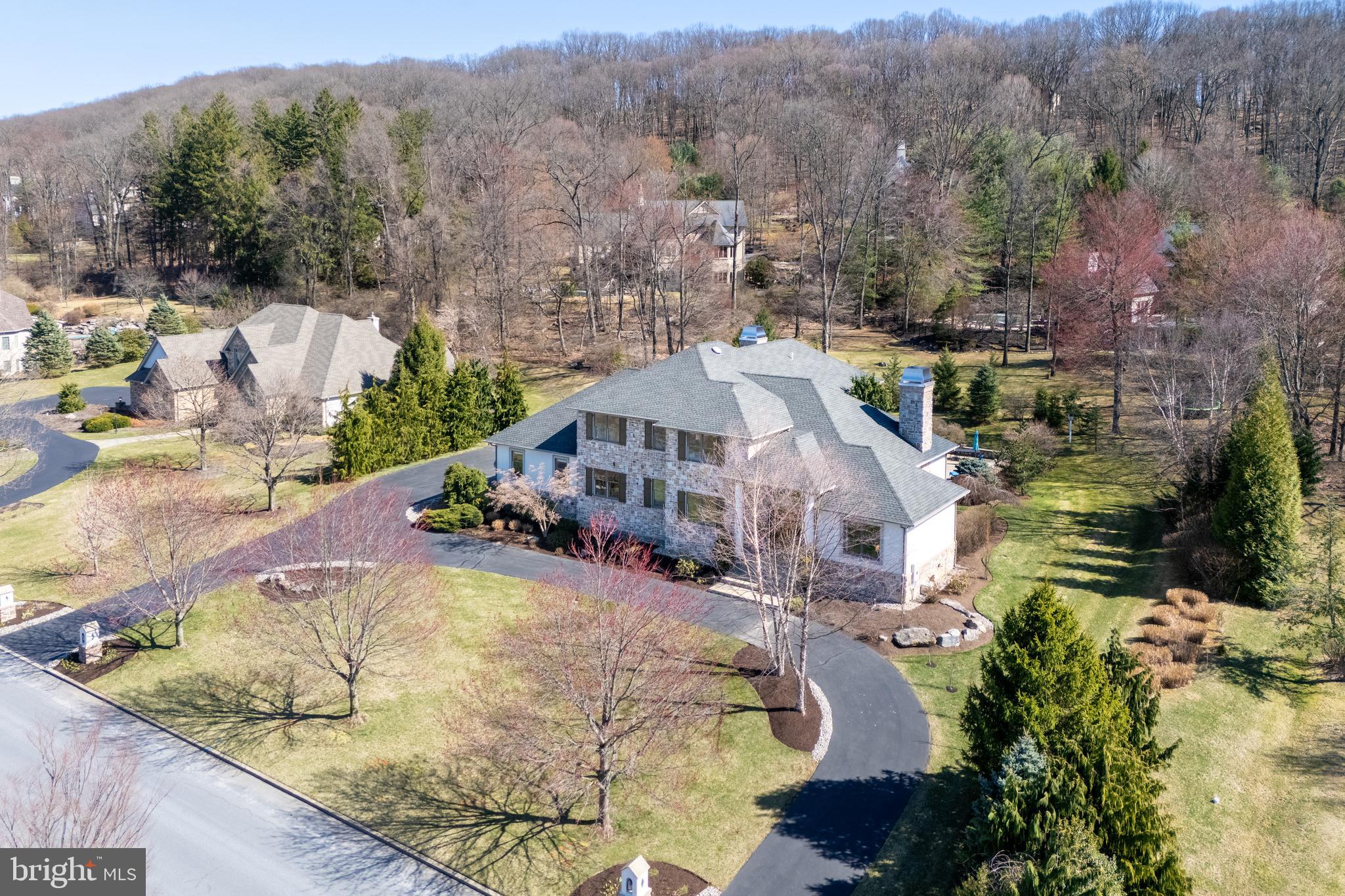WEYHILL WOODS - Residential