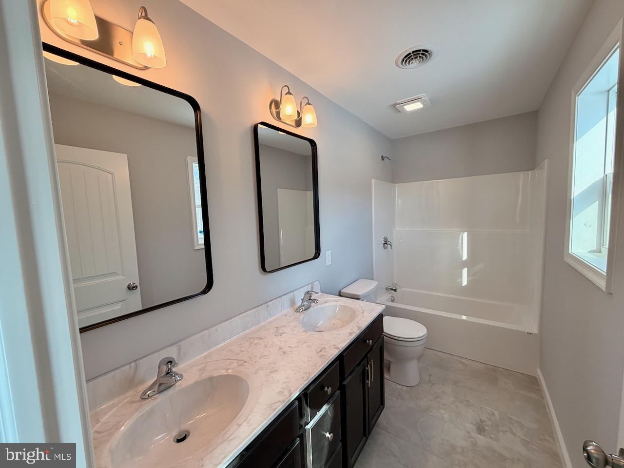WHISKEY RUN ESTATES - Residential