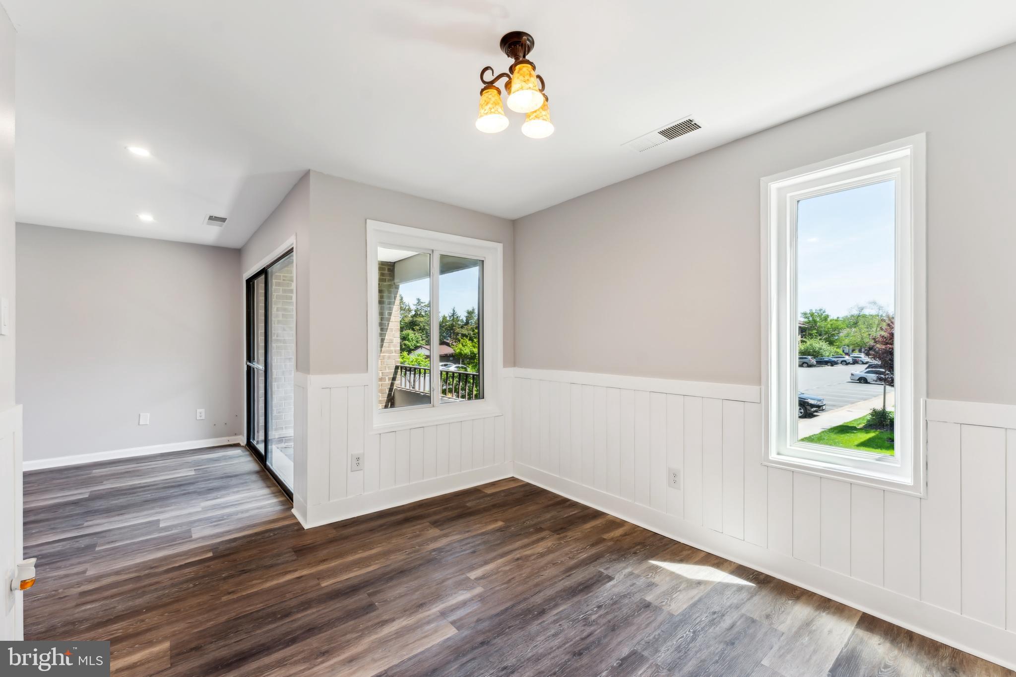 JEFFERSON MEWS - Residential