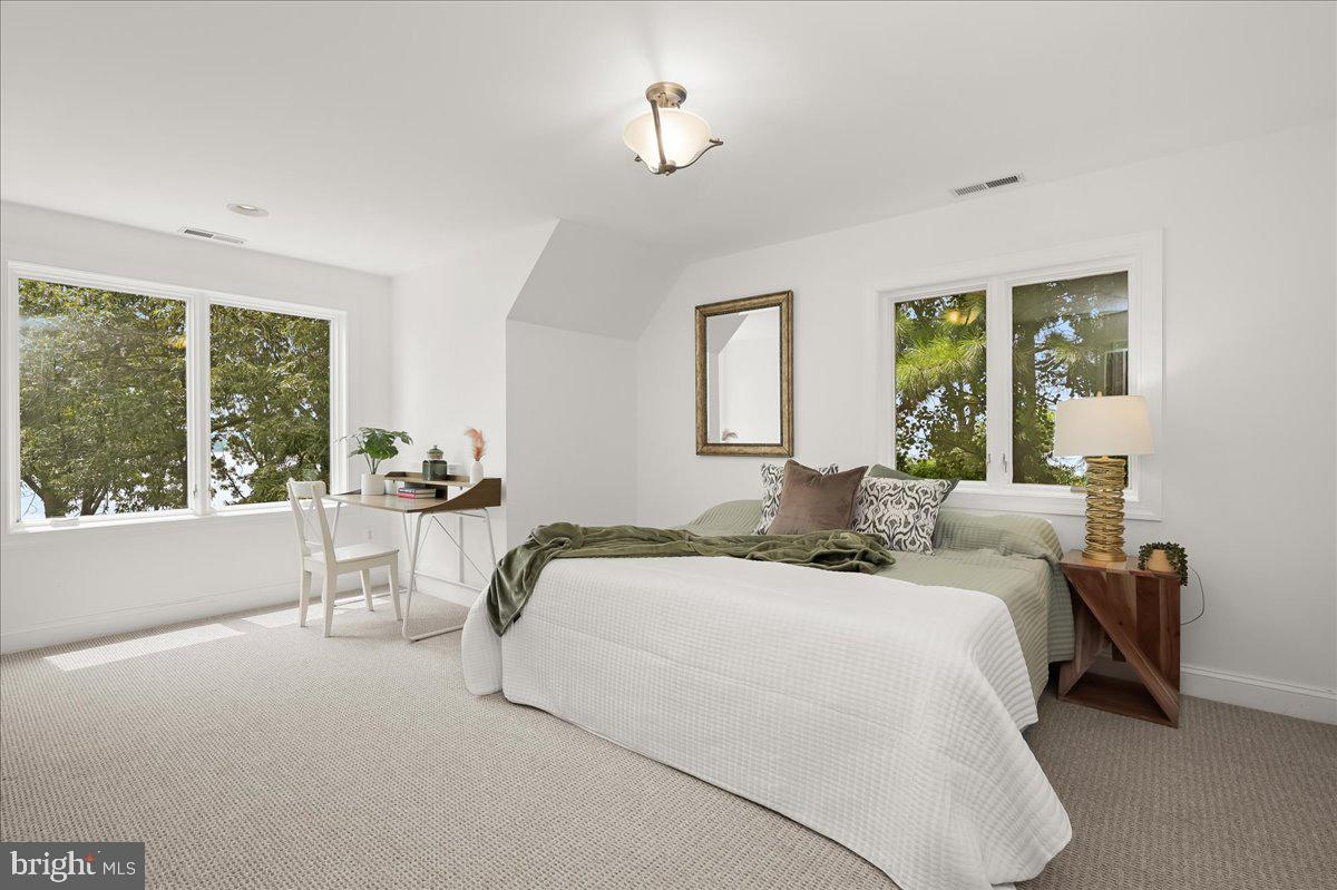 GIBSON ISLAND - Residential