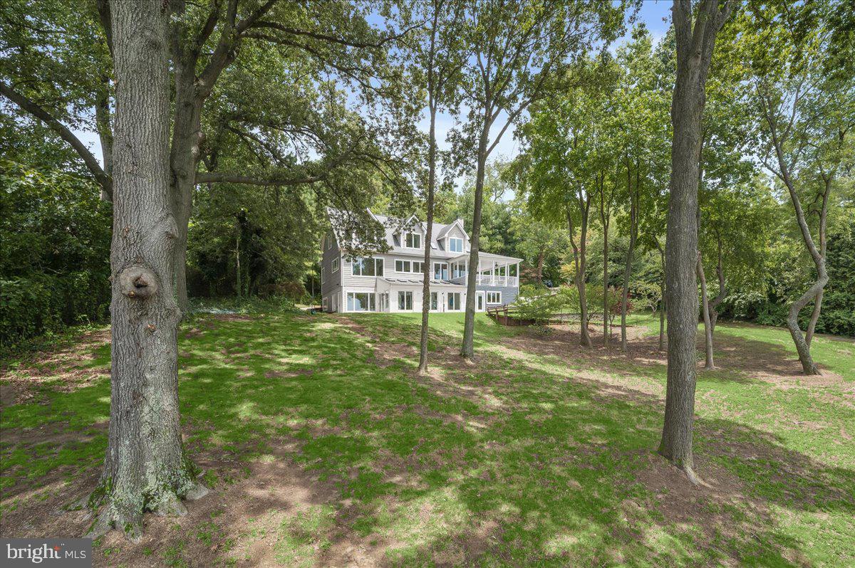 GIBSON ISLAND - Residential