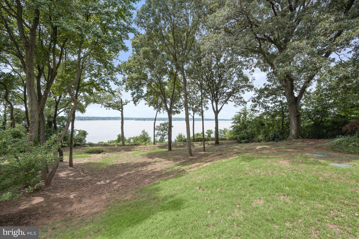 GIBSON ISLAND - Residential