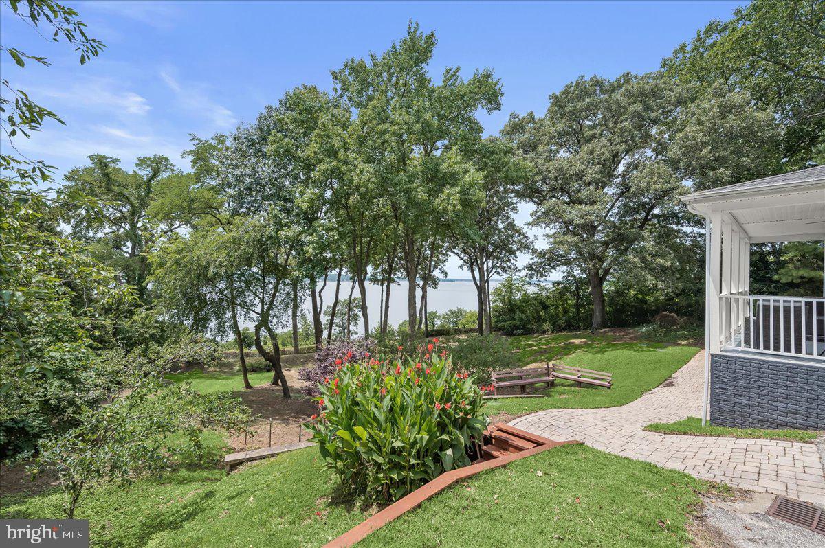GIBSON ISLAND - Residential