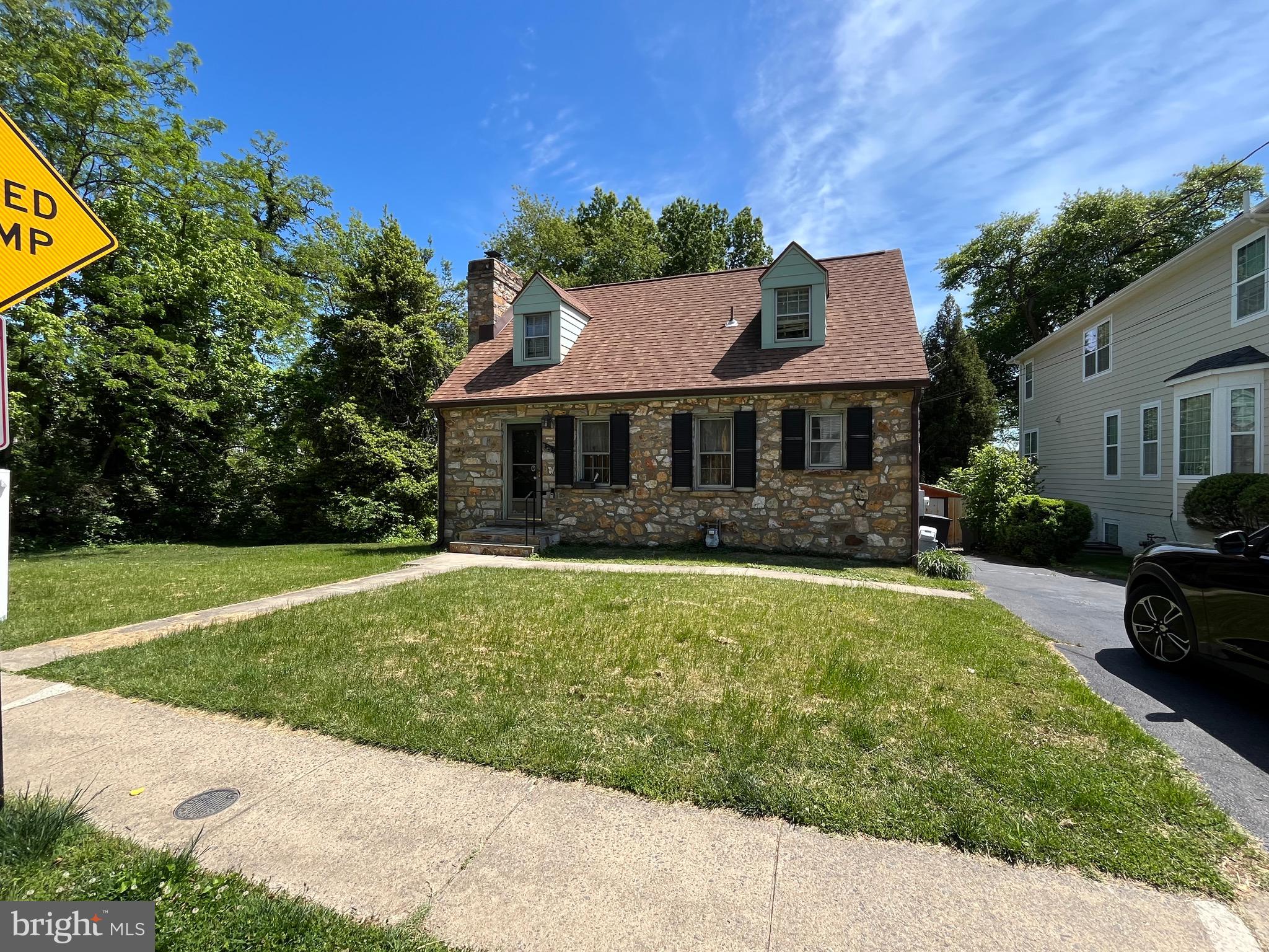 1/5 acre lot near the heart of Ballston. Zoned R-5. Walk to restaurants, entertainment, shopping, and public transportation. Biking trail, parks, athletic fields, and Washington-Liberty High School are just blocks away. Rare opportunity to acquire a custom build friendly property under a million in this highly sought after neighborhood. Home is sold as-is! Title report available upon request. Please contact listing agent before walking the property.