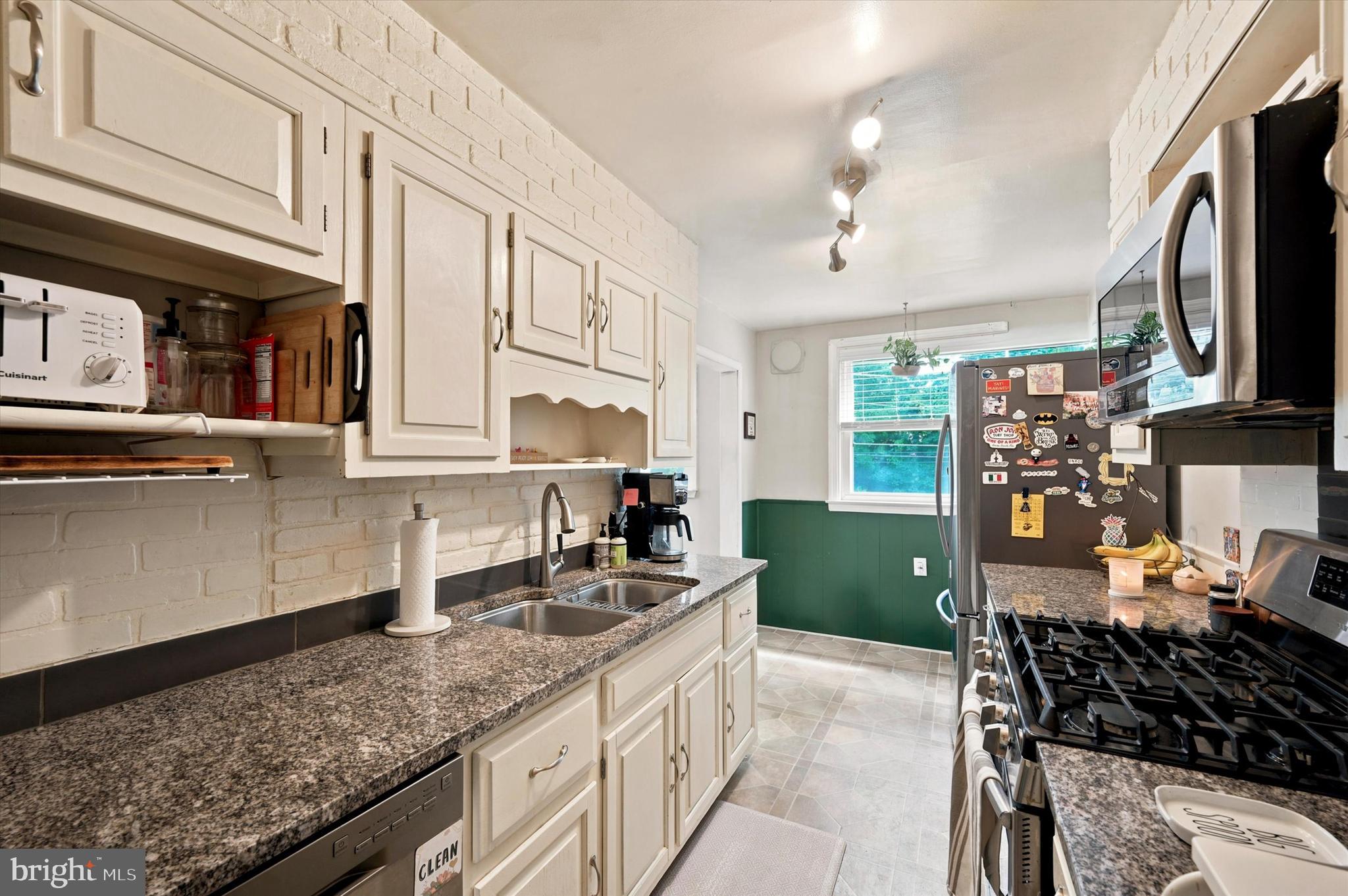RIDLEY PARK - Residential