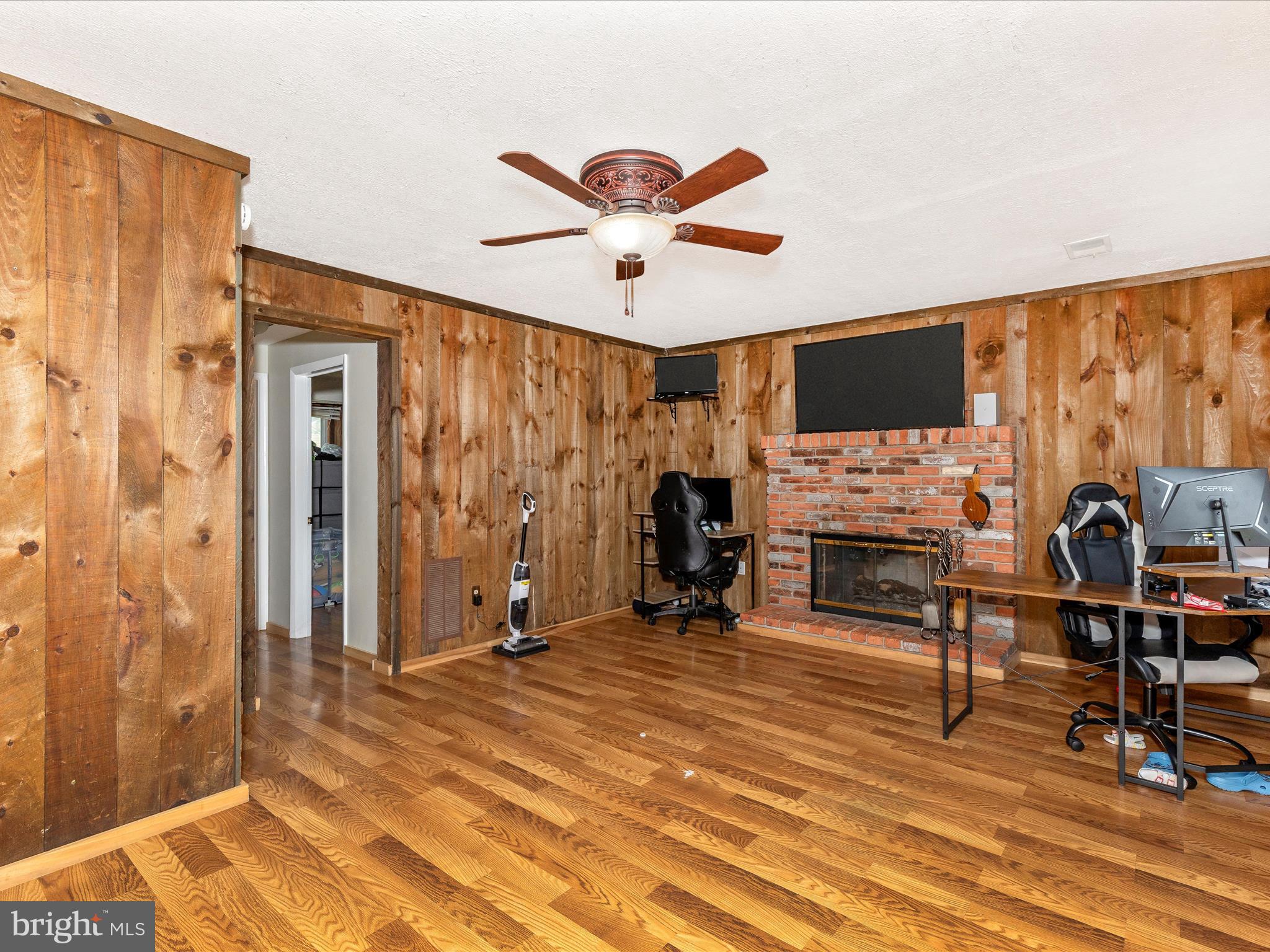 DISCOVERY - Residential