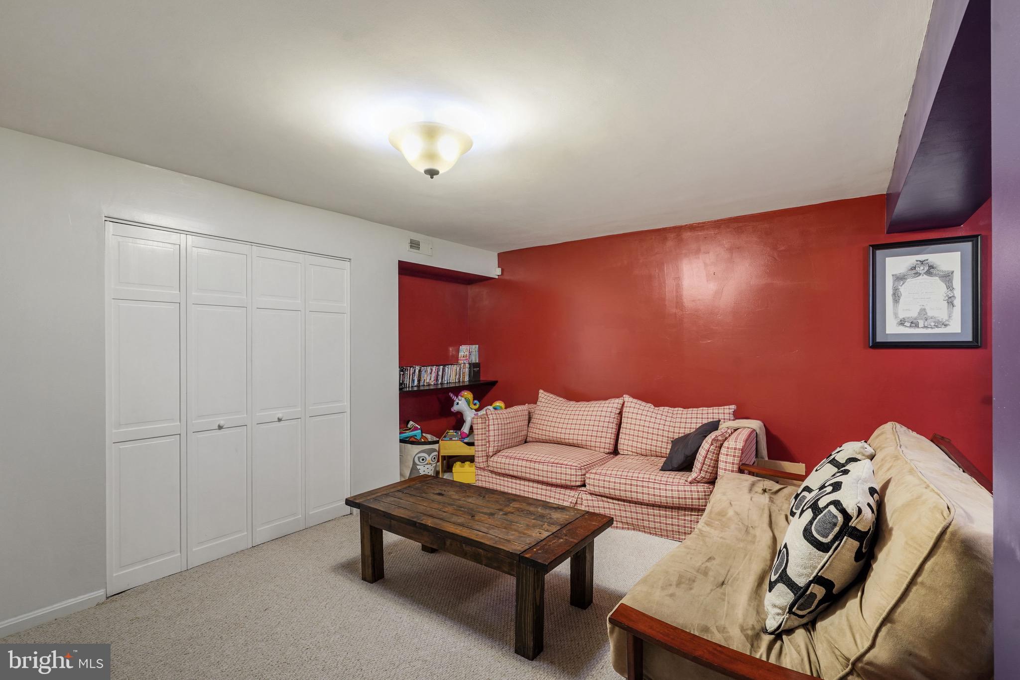 FRANKLIN GLEN - Residential