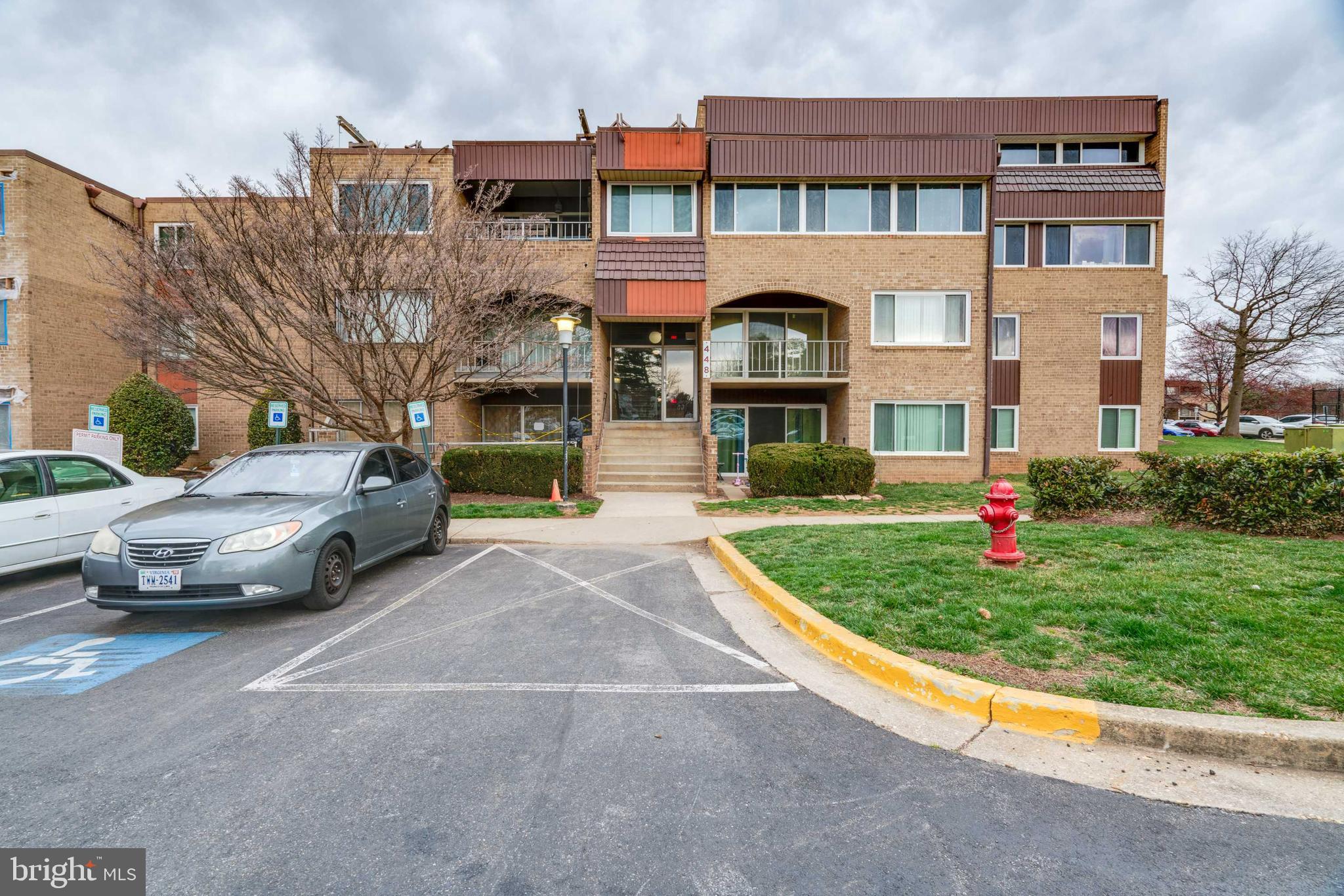 Welcome to this charming 1-bedroom, 1-bathroom condo with new windows, perfect for that cozy comfort living space. As you enter, you'll appreciate the open layout that maximizes the use of space, creating a warm and inviting atmosphere. The living area features ample natural light. An outdoor patio  with a new sliding door making it a great place to relax or entertain. The kitchen includes average updates, equipped with reliable appliances that make cooking a breeze. You’ll find enough counter space and storage for all your culinary needs. The bedroom is well-sized, offering a very spacious walk in closet and additional space for furniture. The bathroom is conveniently located nearby and includes standard fixtures, ensuring functionality and comfort. Located in a desirable neighborhood. This condo includes amenities to a child's playground area, grilling area, pool, tennis and basketball courts. The unit is also located near public transport, eateries, shopping and beltway access making it a fantastic choice for anyone seeking convenience and a sense of community. Key features is a 2 way building entrance, a storage unit conveniently next door for all of the extras., 2 parking spaces, Whether you’re a first-time buyer or looking to downsize or even as an investment, this property is an excellent opportunity to make it your own!