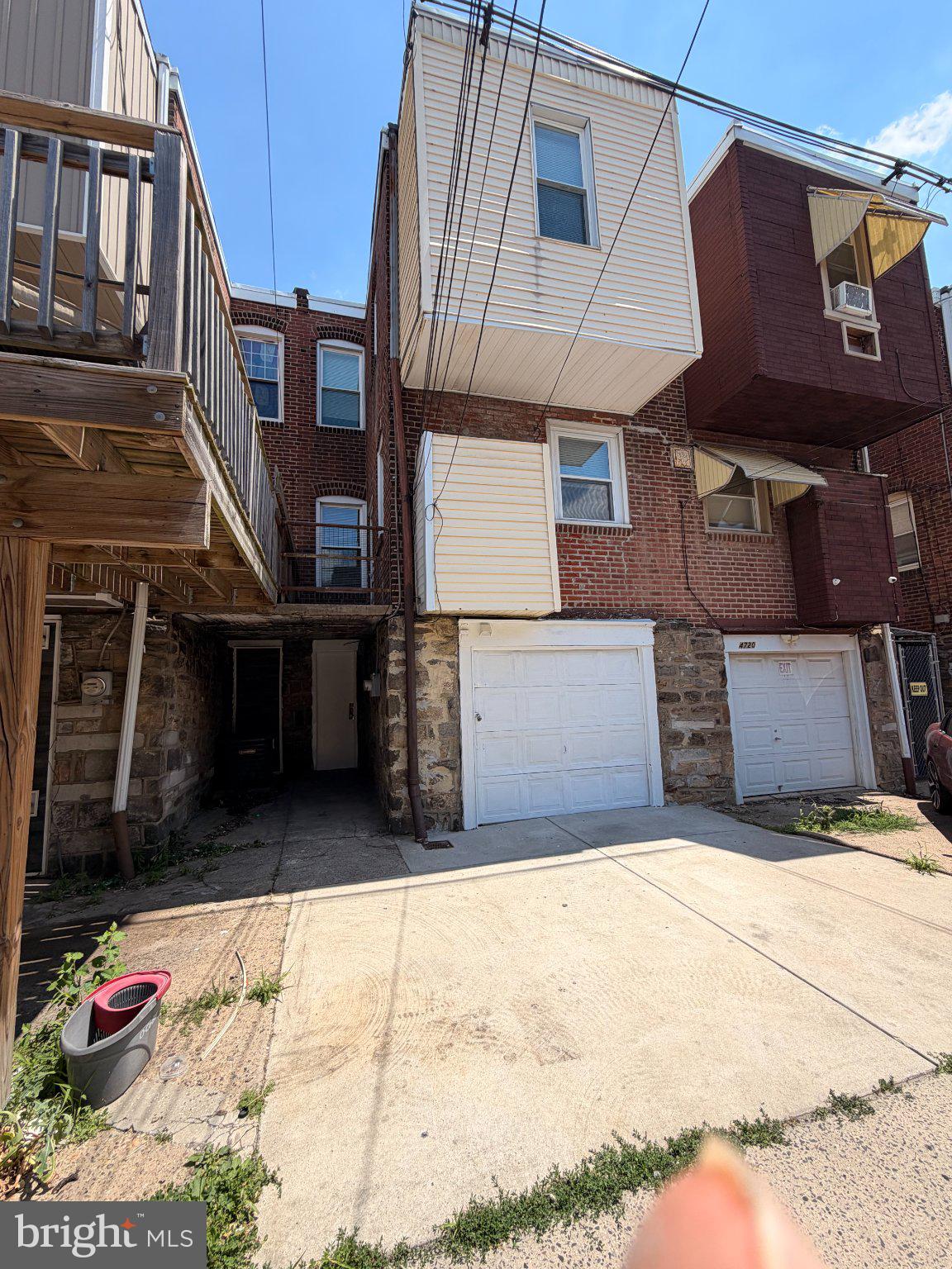 HOLMESBURG - Residential