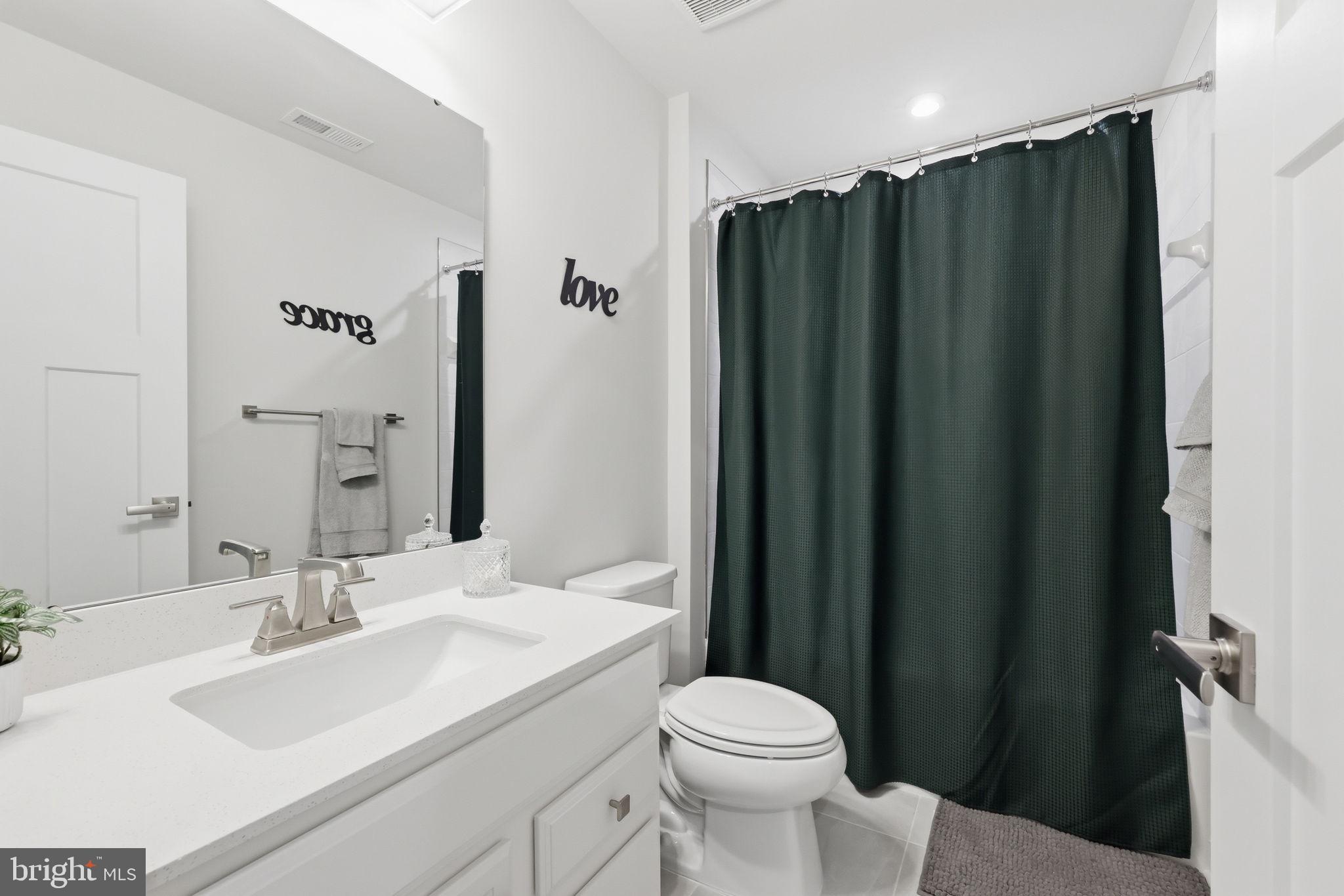 ASHBOURNE MEADOWS - Residential