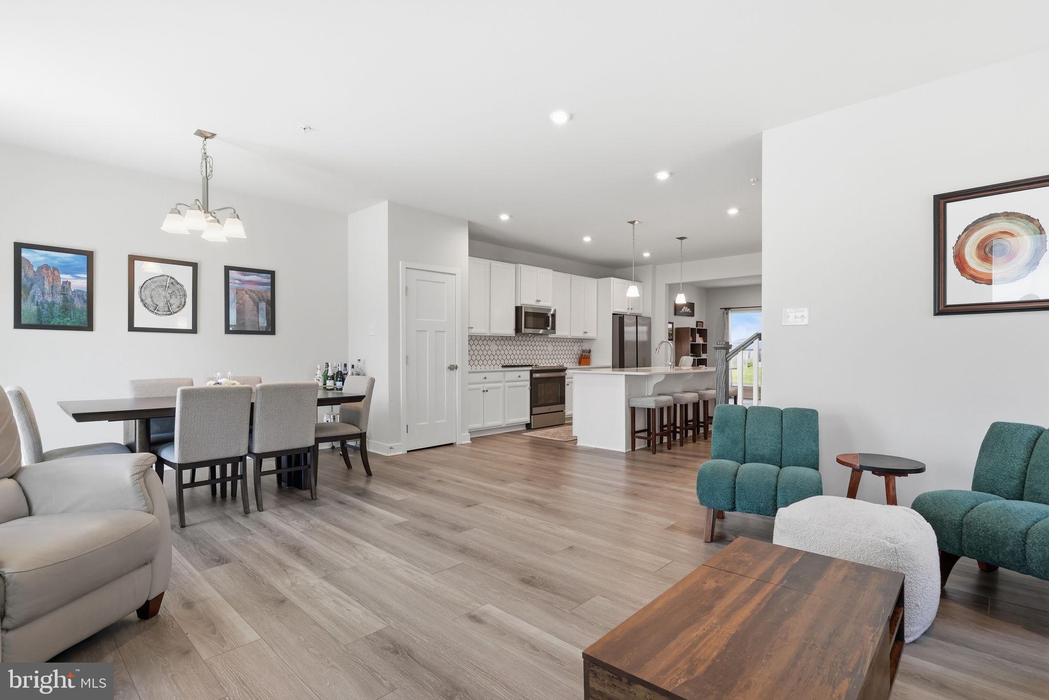 ASHBOURNE MEADOWS - Residential