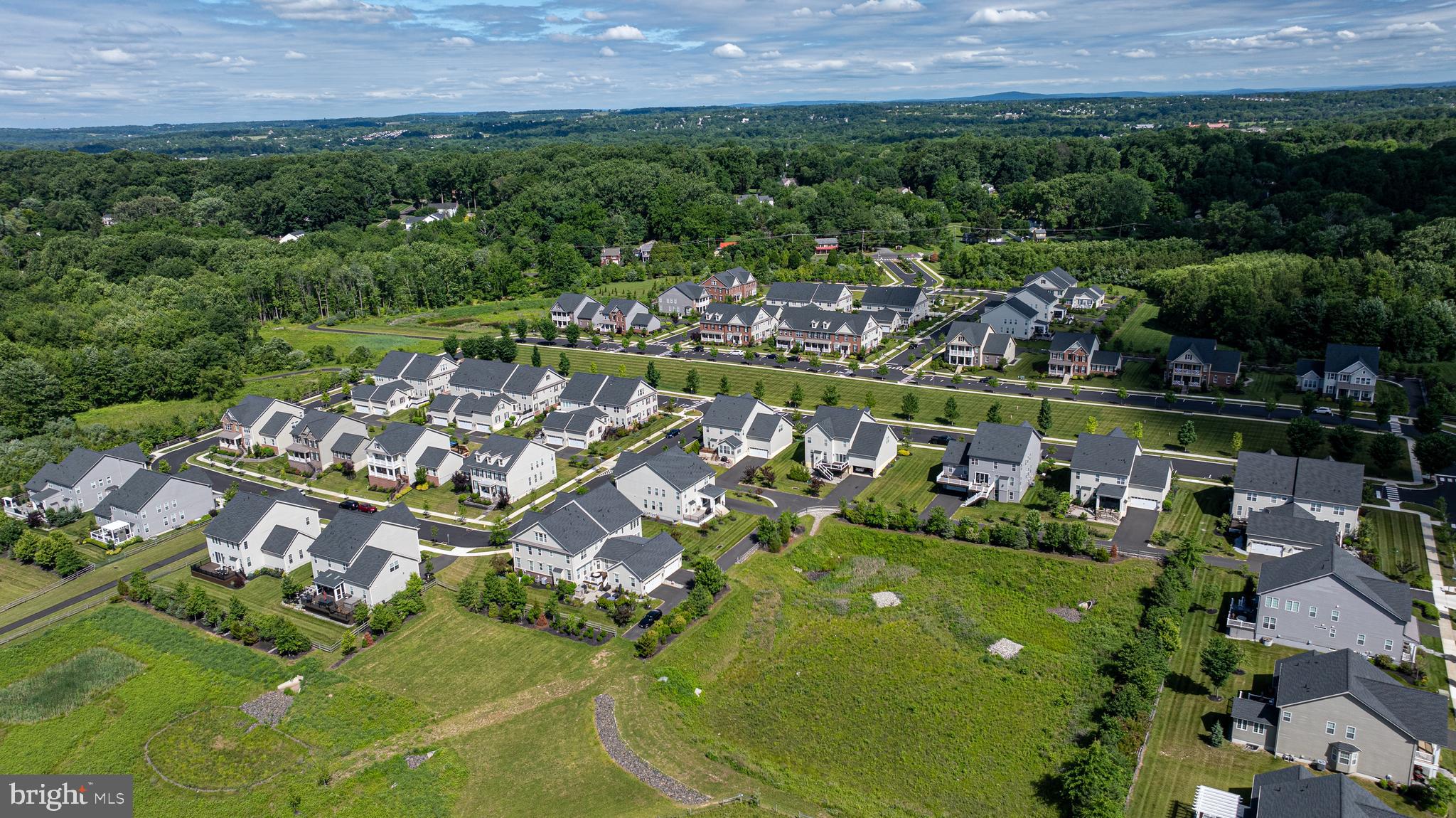 FENTONS CORNER - Residential