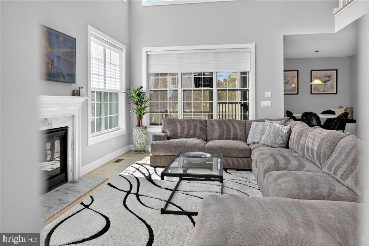 FENTONS CORNER - Residential