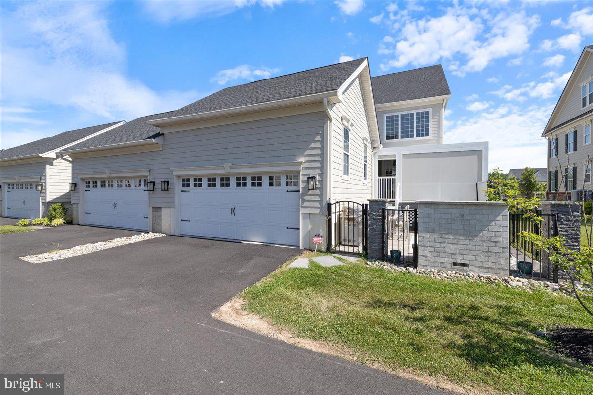 FENTONS CORNER - Residential