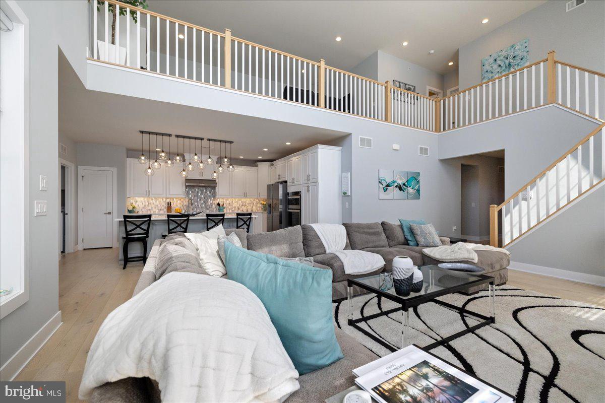 FENTONS CORNER - Residential