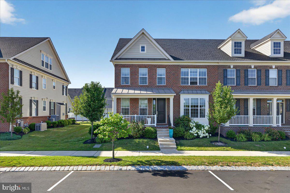 FENTONS CORNER - Residential