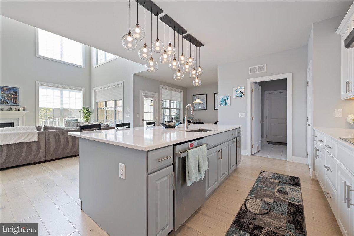 FENTONS CORNER - Residential