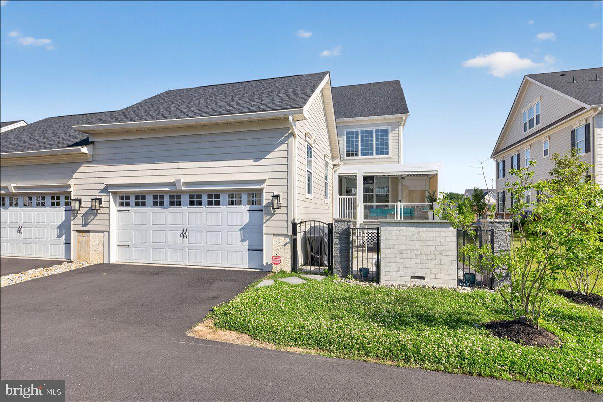 FENTONS CORNER - Residential