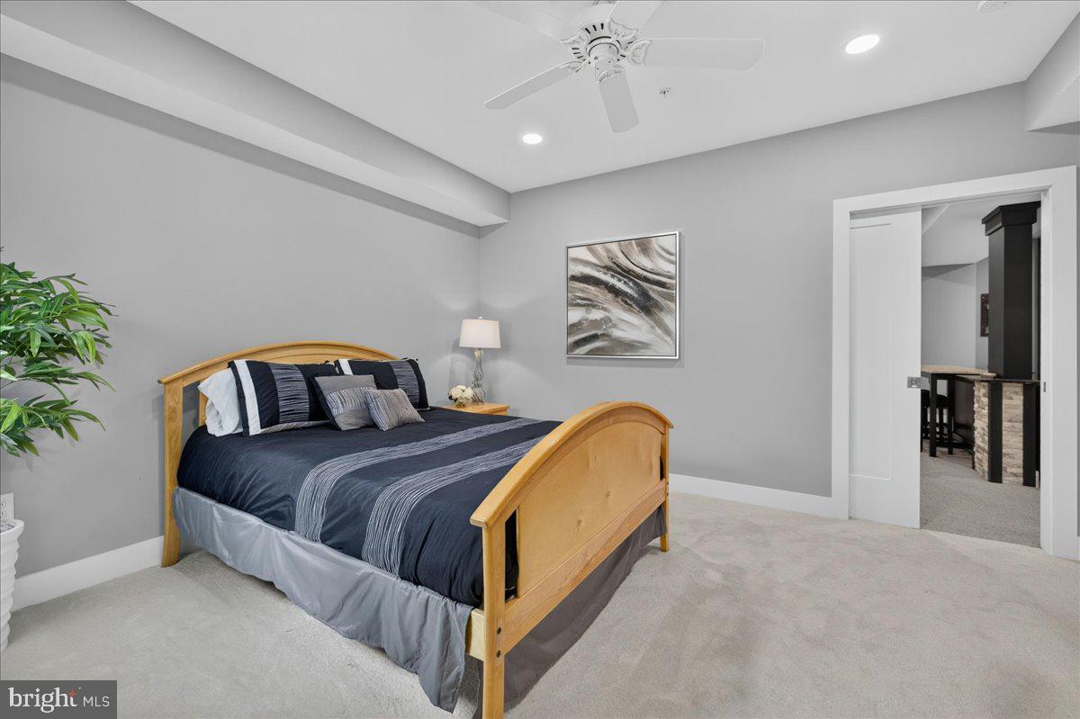 FENTONS CORNER - Residential