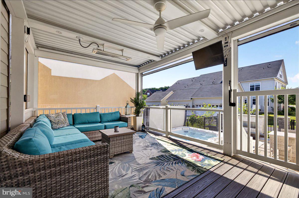 FENTONS CORNER - Residential
