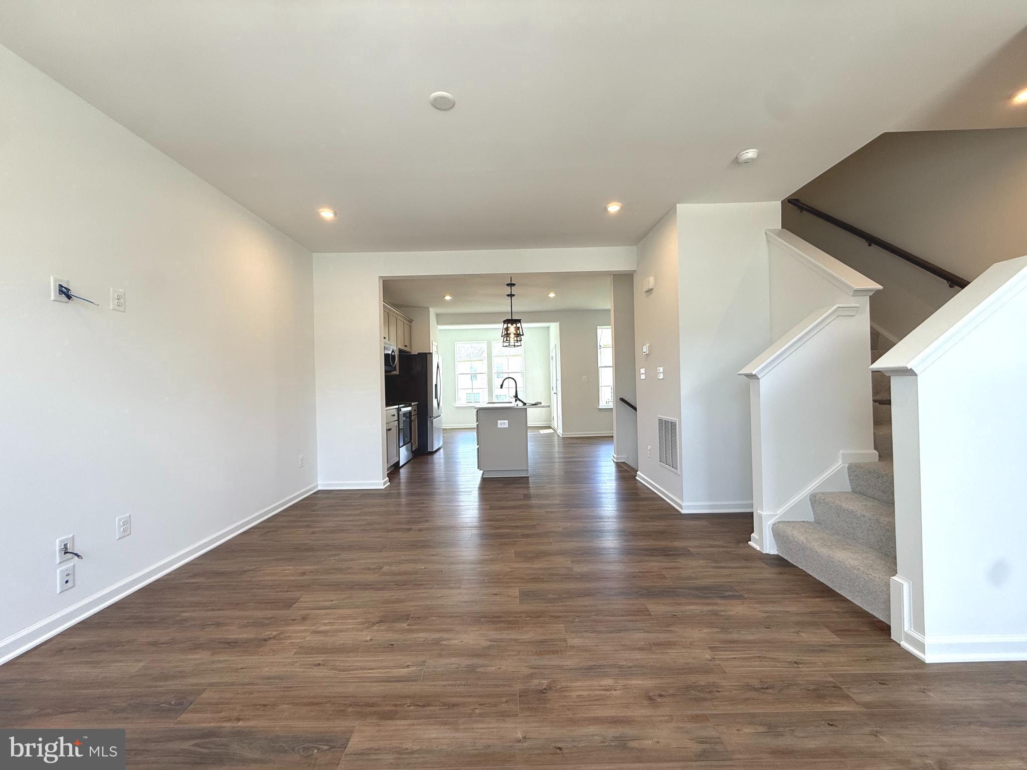 MARTINSBURG STATION - Residential Lease