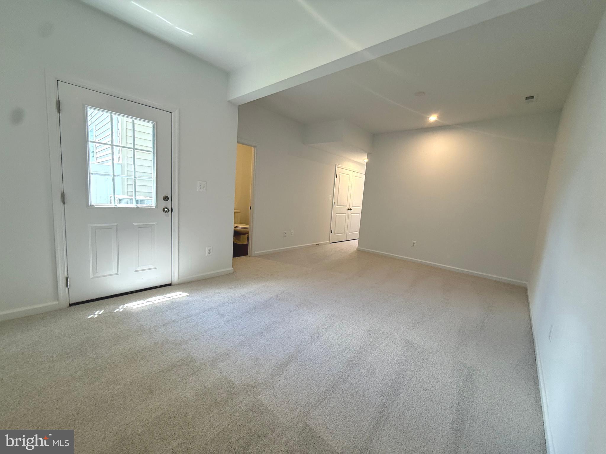 MARTINSBURG STATION - Residential Lease