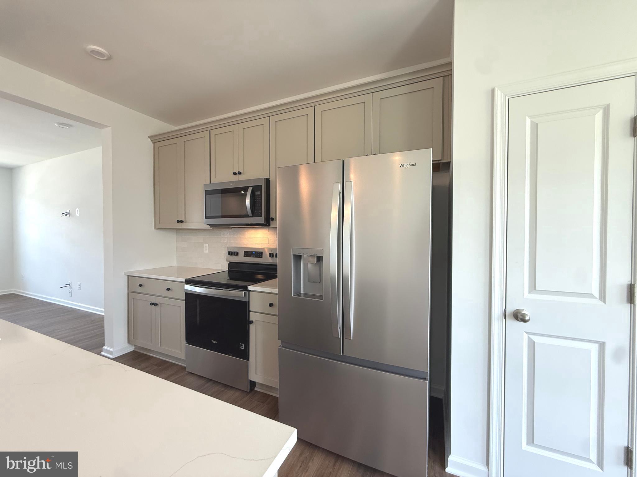 MARTINSBURG STATION - Residential Lease