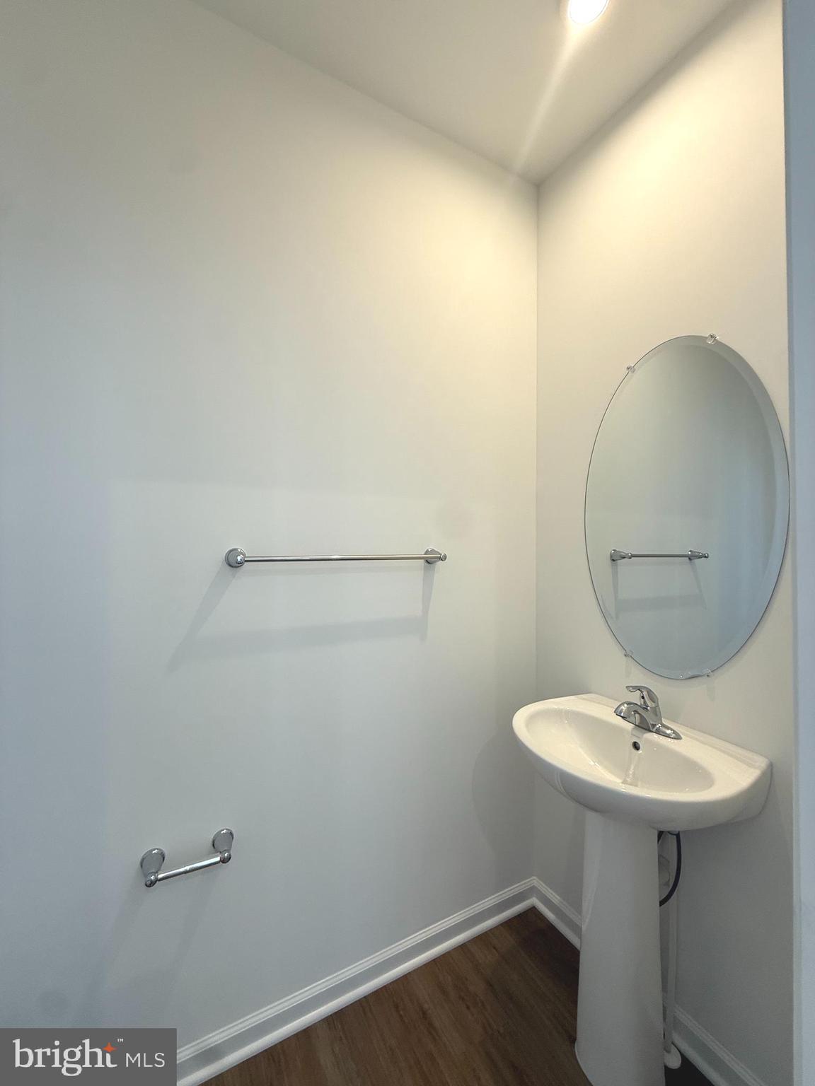MARTINSBURG STATION - Residential Lease