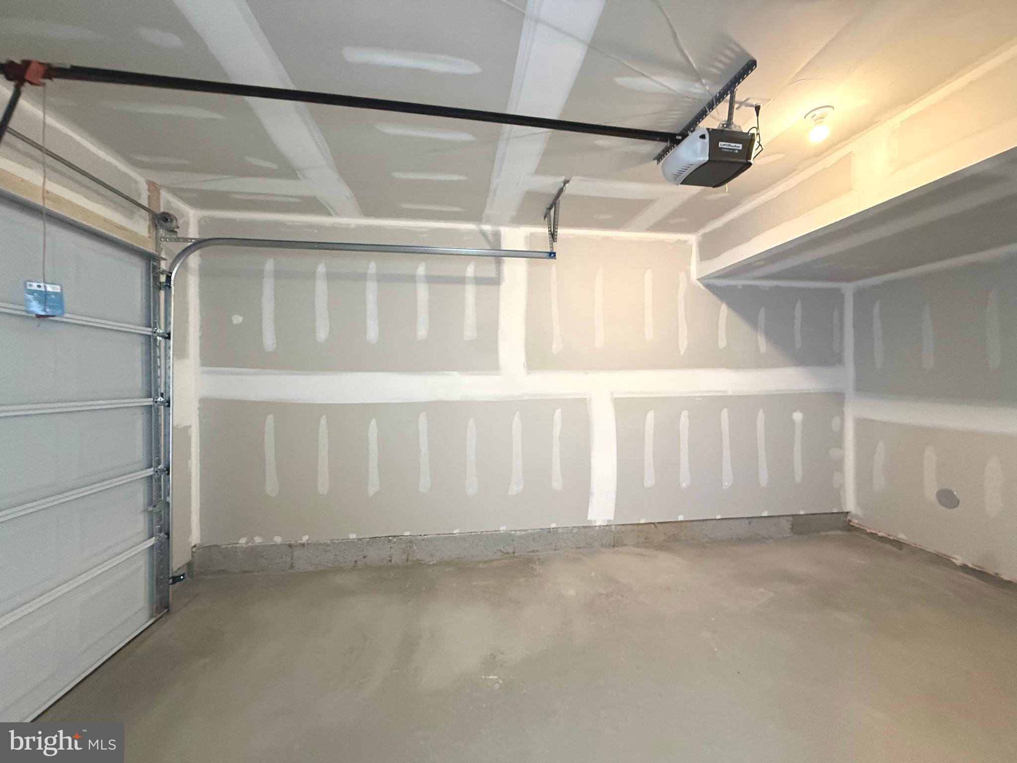 MARTINSBURG STATION - Residential Lease