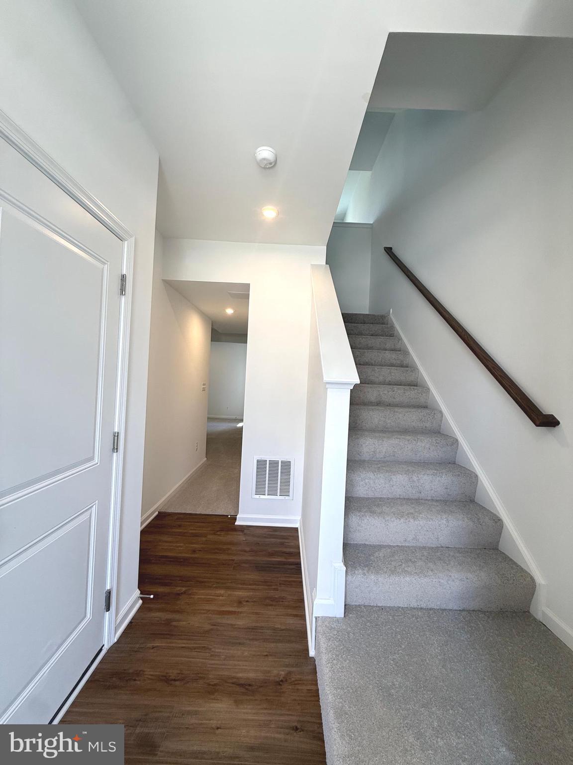 MARTINSBURG STATION - Residential Lease