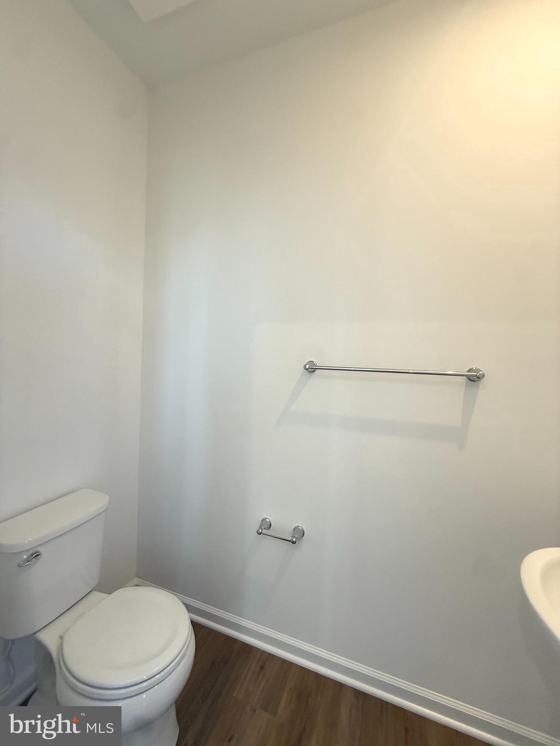 MARTINSBURG STATION - Residential Lease